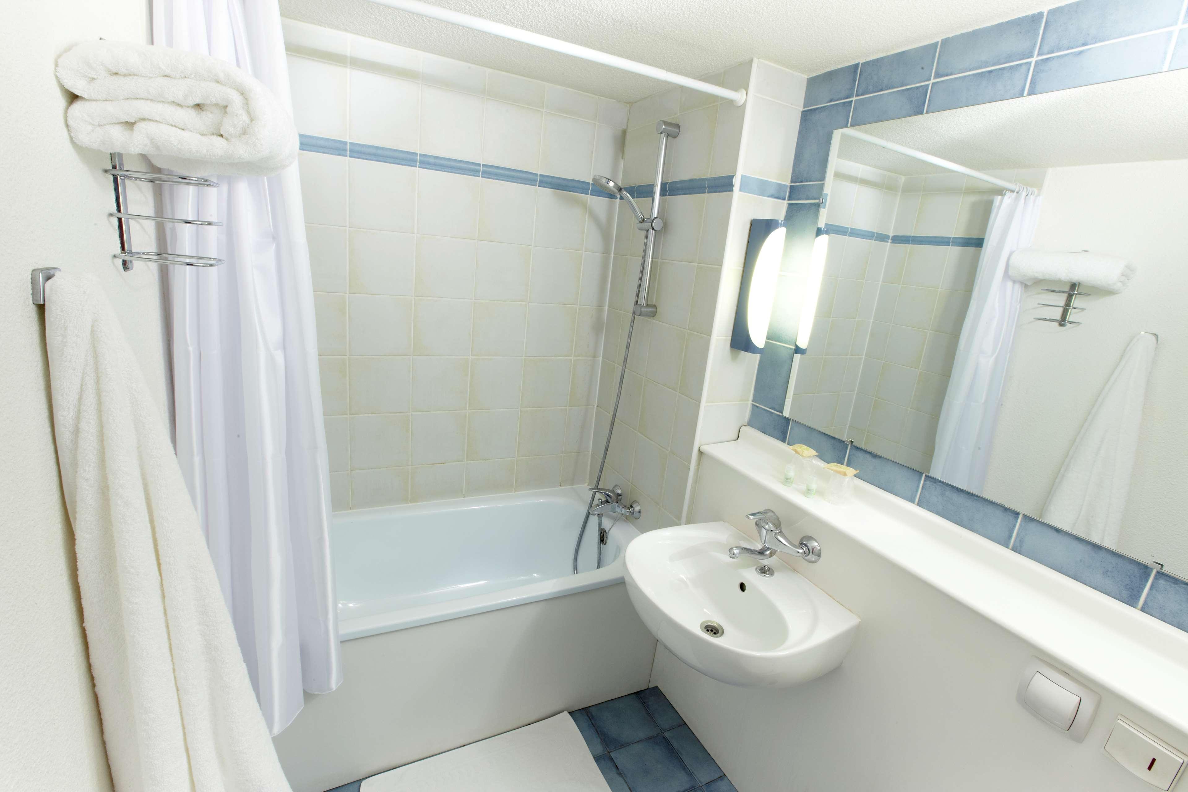 Campanile Salon-De-Provence Hotel Екстериор снимка