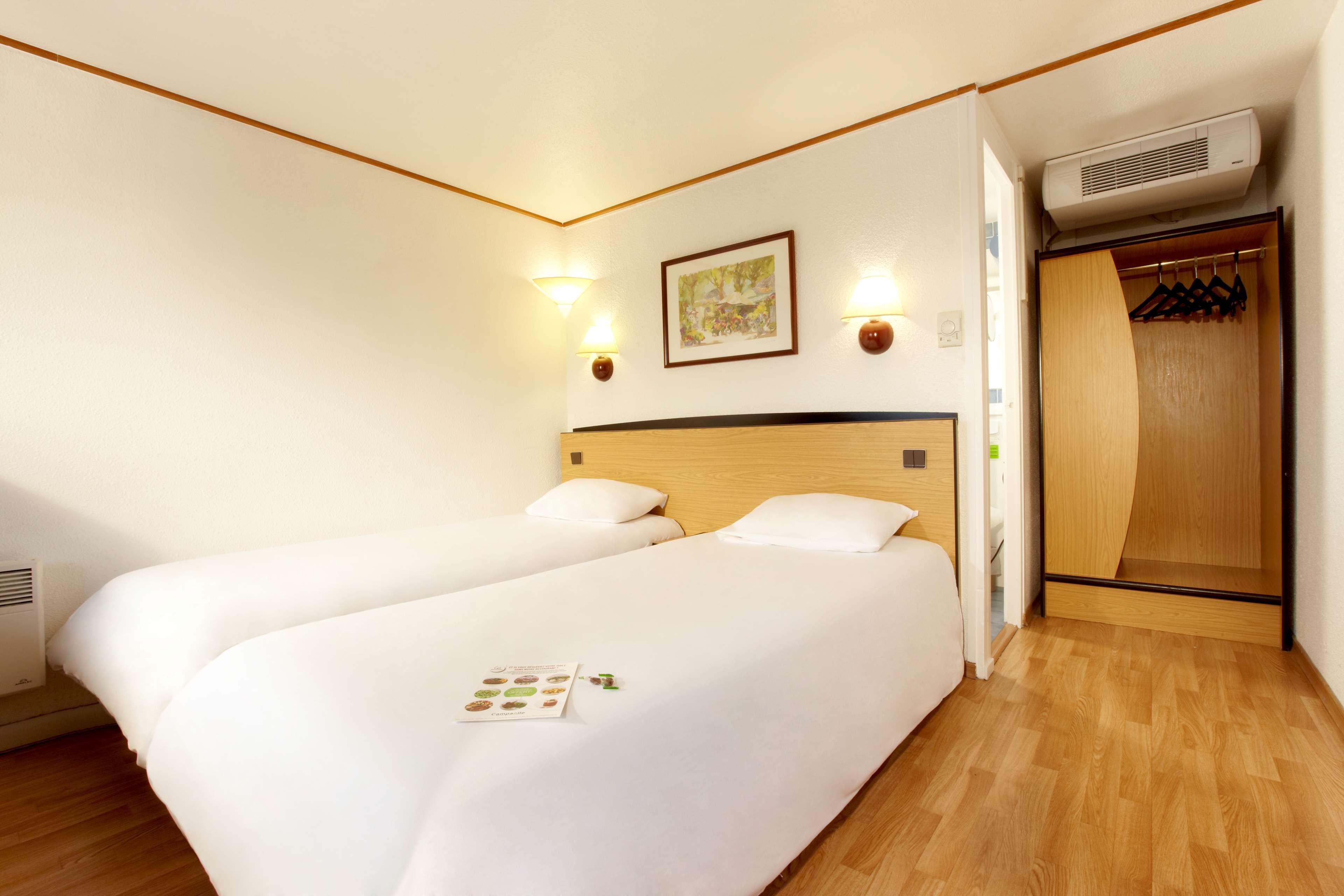 Campanile Salon-De-Provence Hotel Екстериор снимка