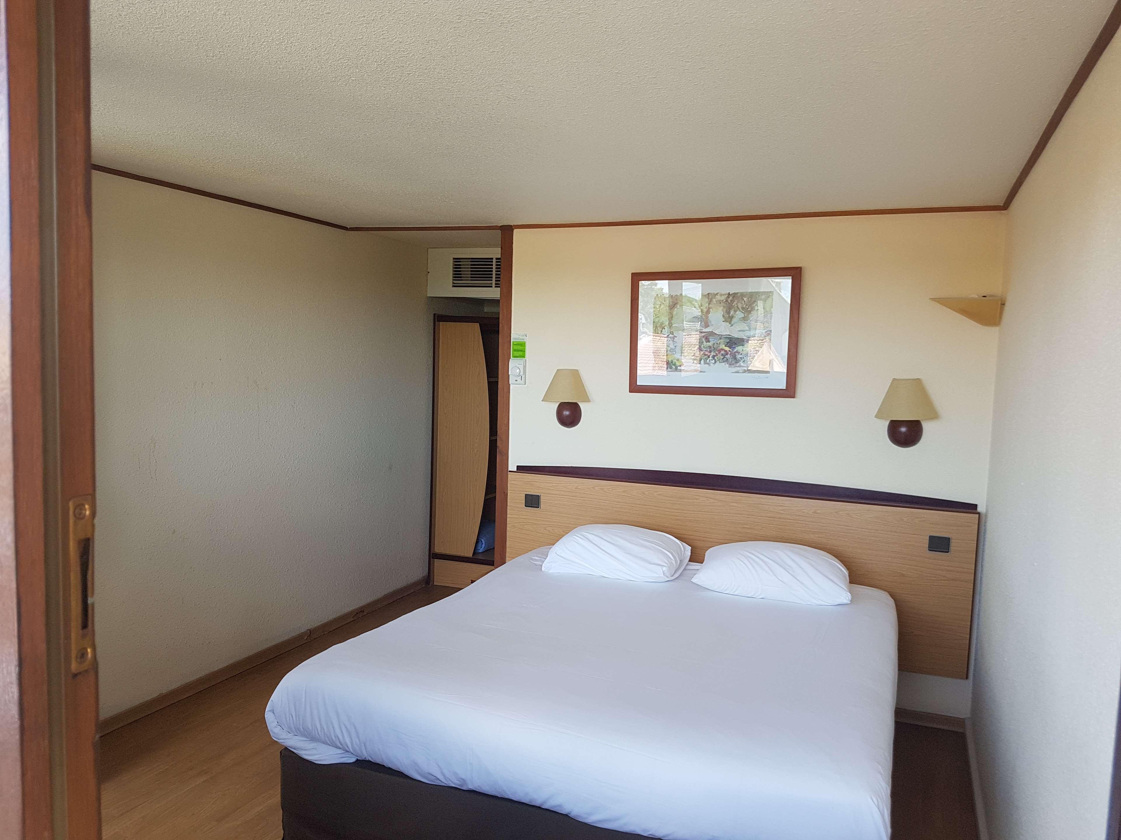Campanile Salon-De-Provence Hotel Екстериор снимка