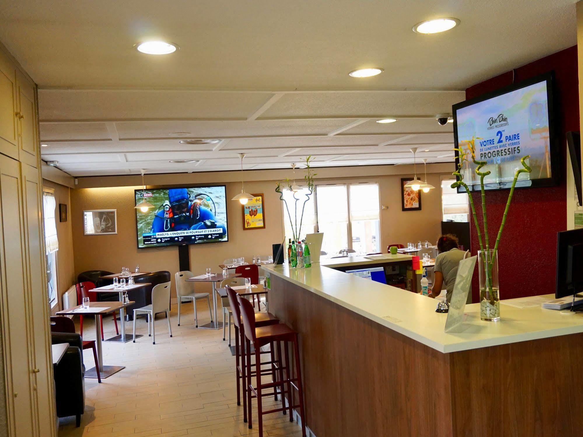 Campanile Salon-De-Provence Hotel Екстериор снимка