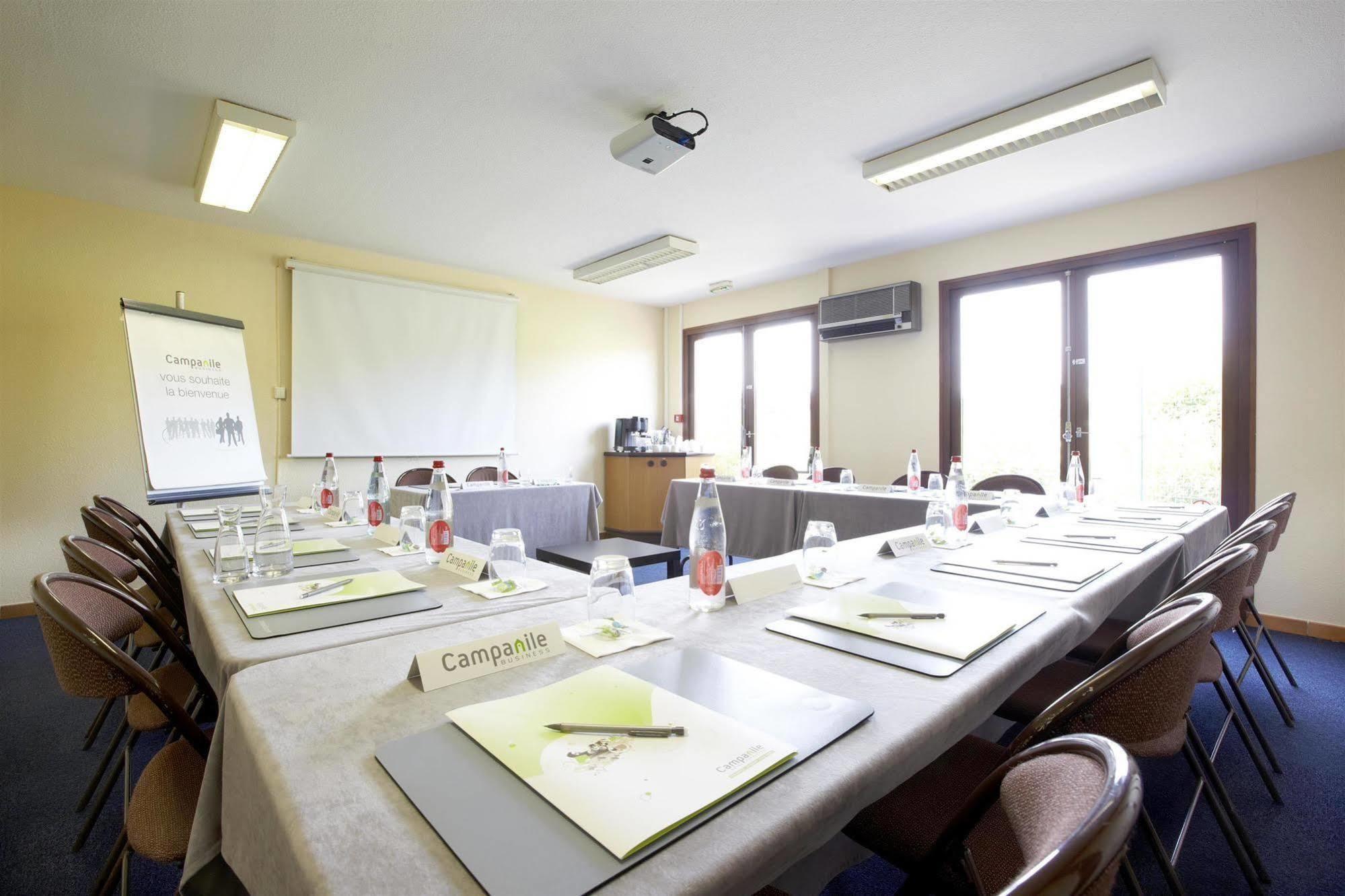 Campanile Salon-De-Provence Hotel Екстериор снимка